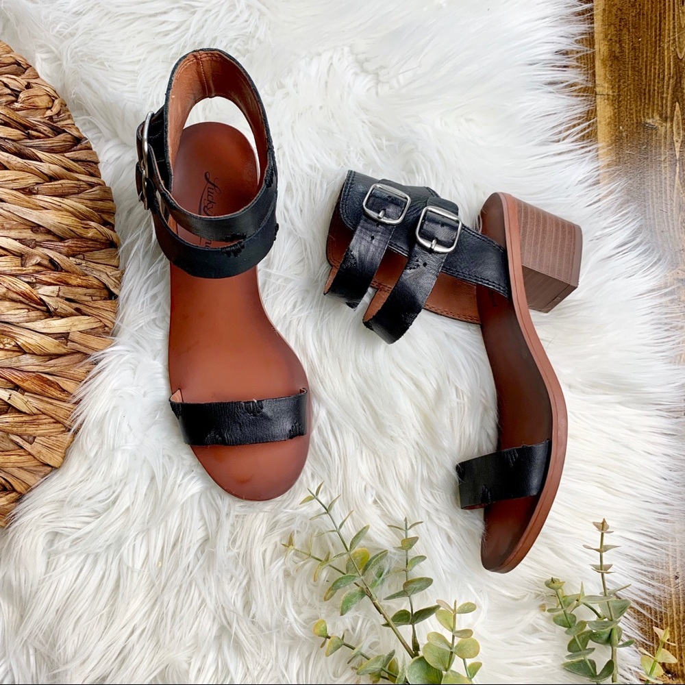 Lucky Brand | Leather Block Heel Sandals